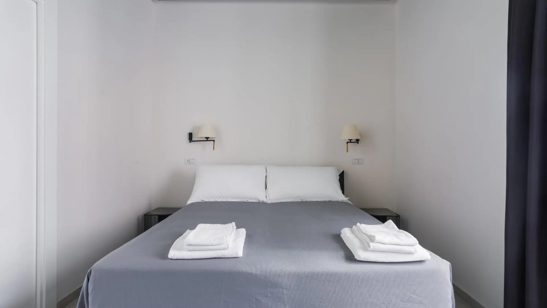 Weaver Suites By Dimorra Naples